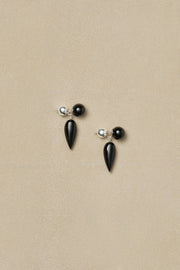 Tiny Phoenician Earrings in Onyx - Sophie Buhai