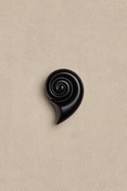 NAUTILUS PILL BOX IN ONYX - Sophie Buhai