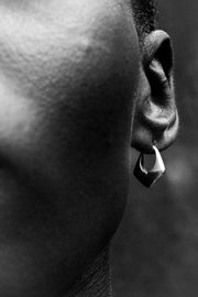 PYRAMID HOOPS - Sophie Buhai