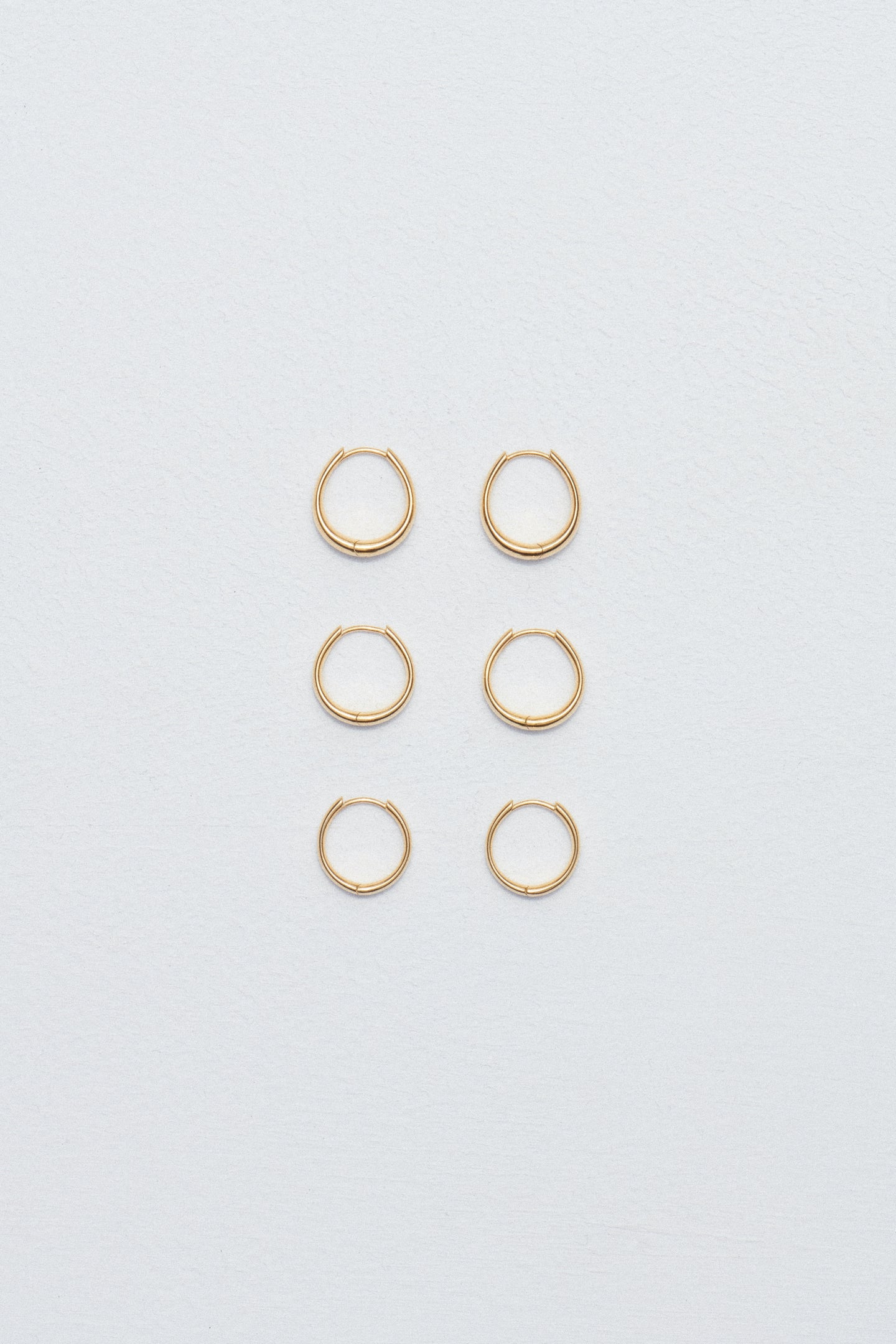 18k Gold Essential Hoops | Sophie Buhai