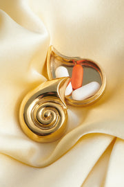 18K GOLD NAUTILUS PILL BOX - Sophie Buhai