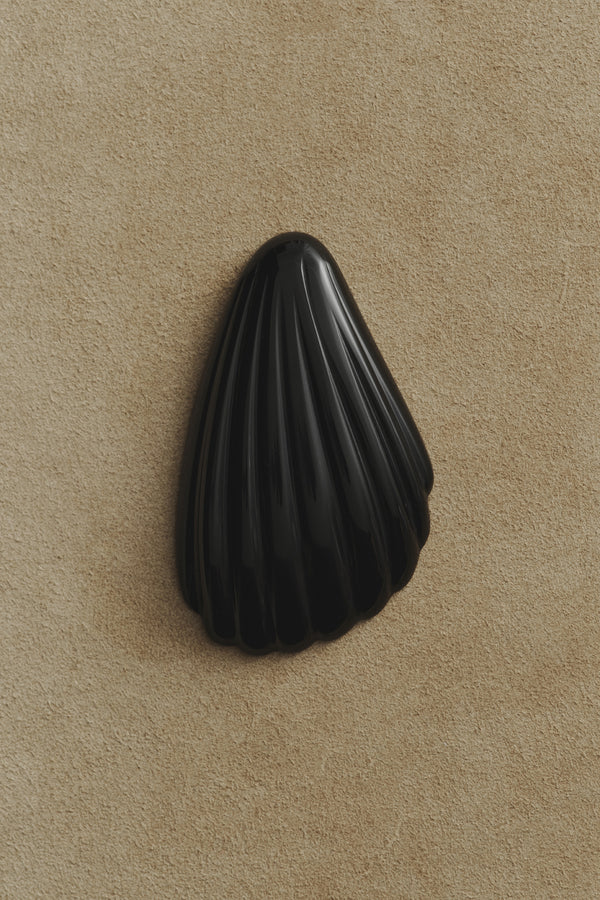 Sophie Buhai - COQUILLE HAND MIRROR IN ONYX