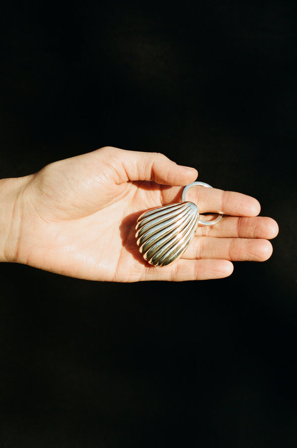 COQUILLE KEYCHAIN - Sophie Buhai