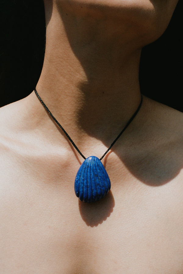 Small Coquille Pendant - Sophie Buhai
