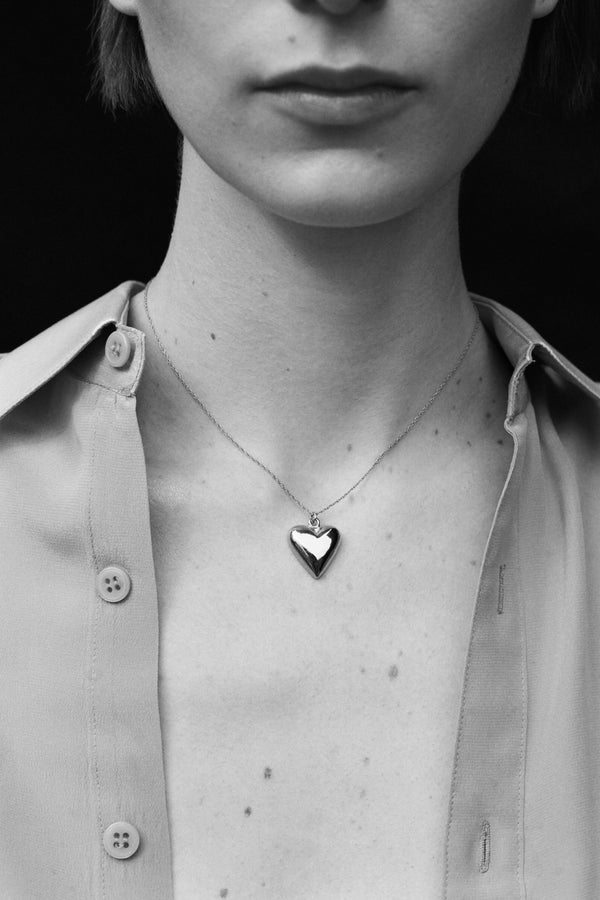 Sophie Buhai - PETITE HEART PENDANT