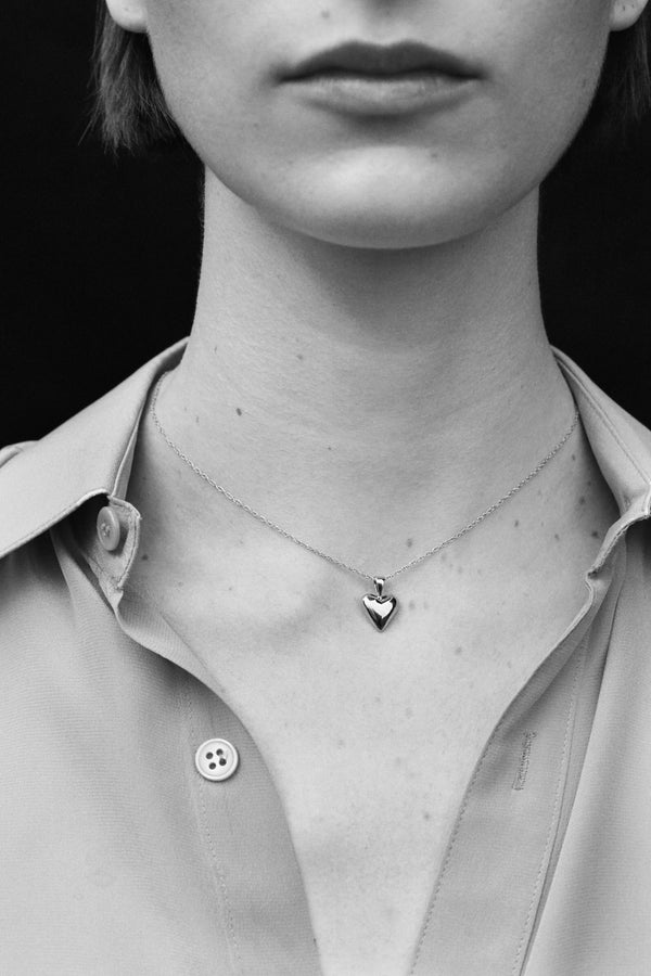 TINY HEART PENDANT - Sophie Buhai