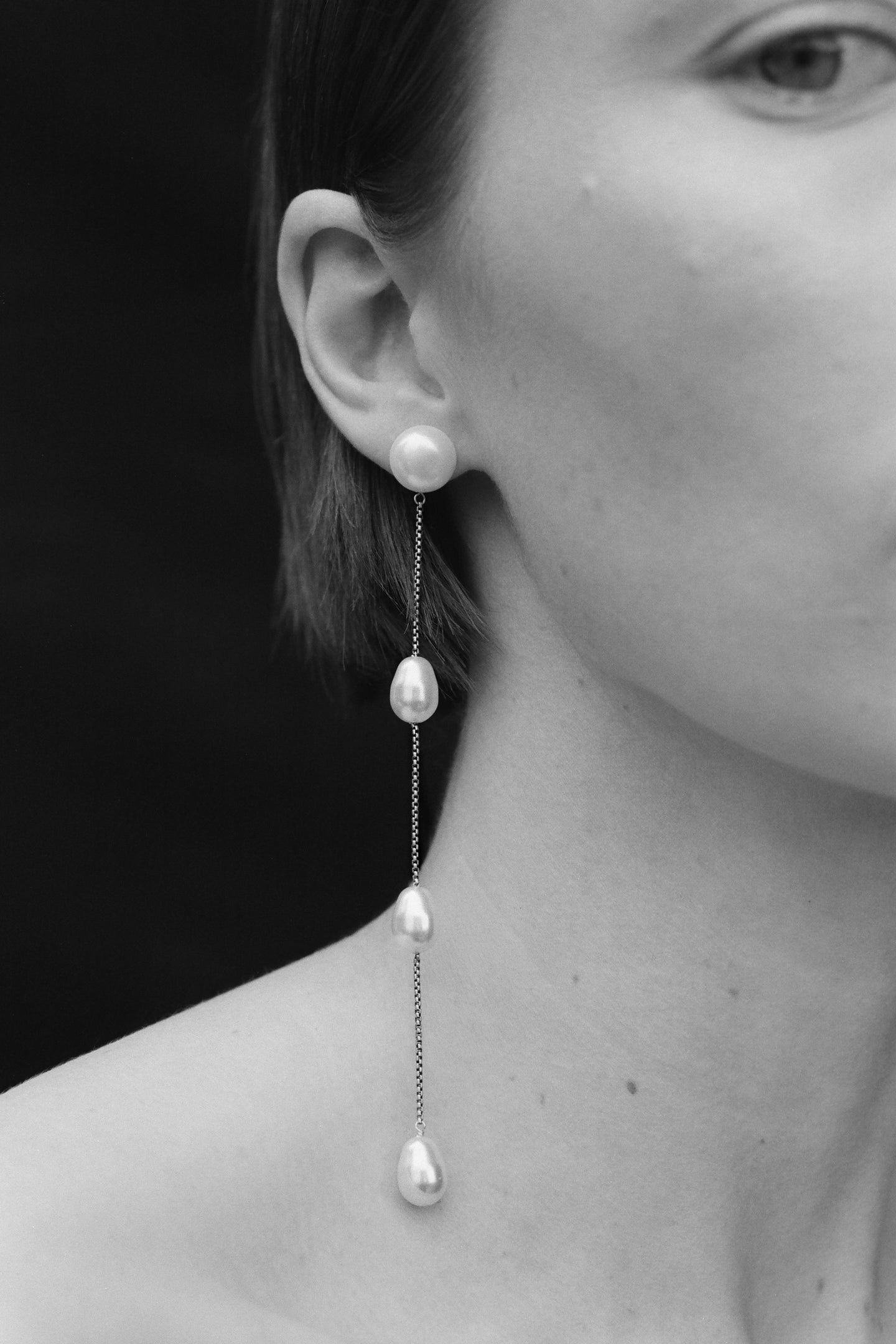 Medium Pearl Drop Earrings Sophie Buhai